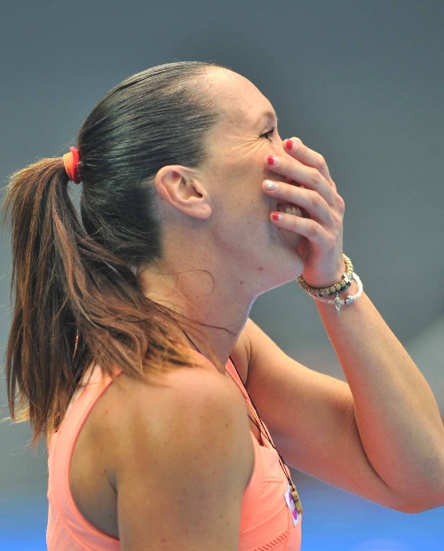 科维托娃意外战胜塞尔维亚队，比赛规则变更引爆全场！爱游戏APP